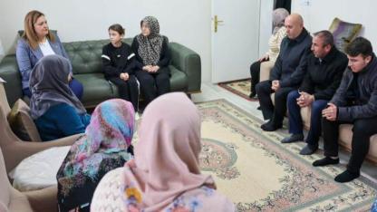 Başkan Burcu Köksal’dan Acılı Aileye Taziye Ziyareti