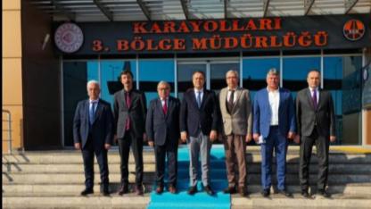 Başkan Özaşkın ve Müdür Köroğlu Bir Araya Geldi