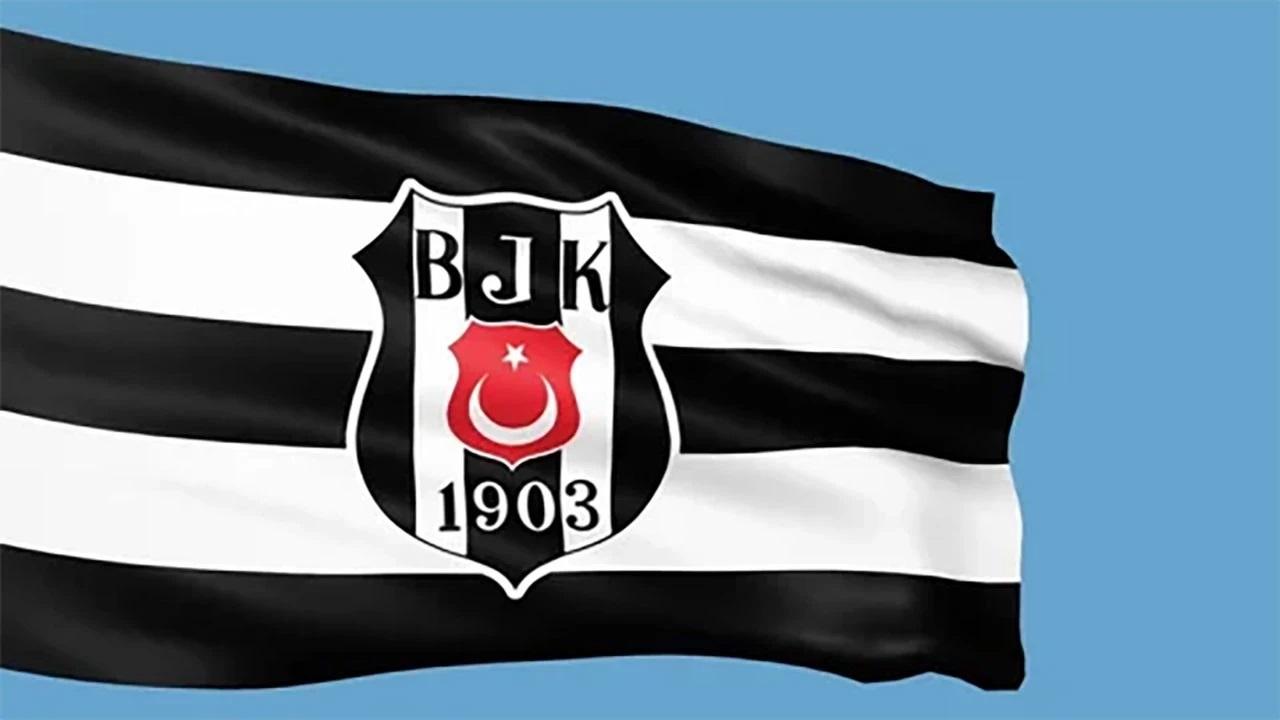Beşiktaş’ta İki Futbolcu İçin Ayrılık Kararı Alındı
