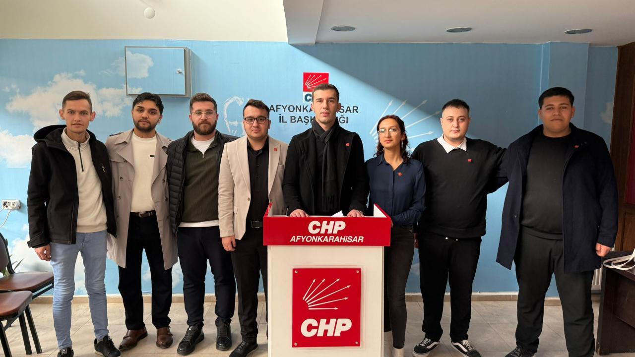 CHP Gençlik Kolları&#039;ndan 81 İlde Eş Zamanlı MESEM Protestosu: &quot;Eğitim Hakkı Gasbediliyor, Çocuklar İşçileştiriliyor!&quot;