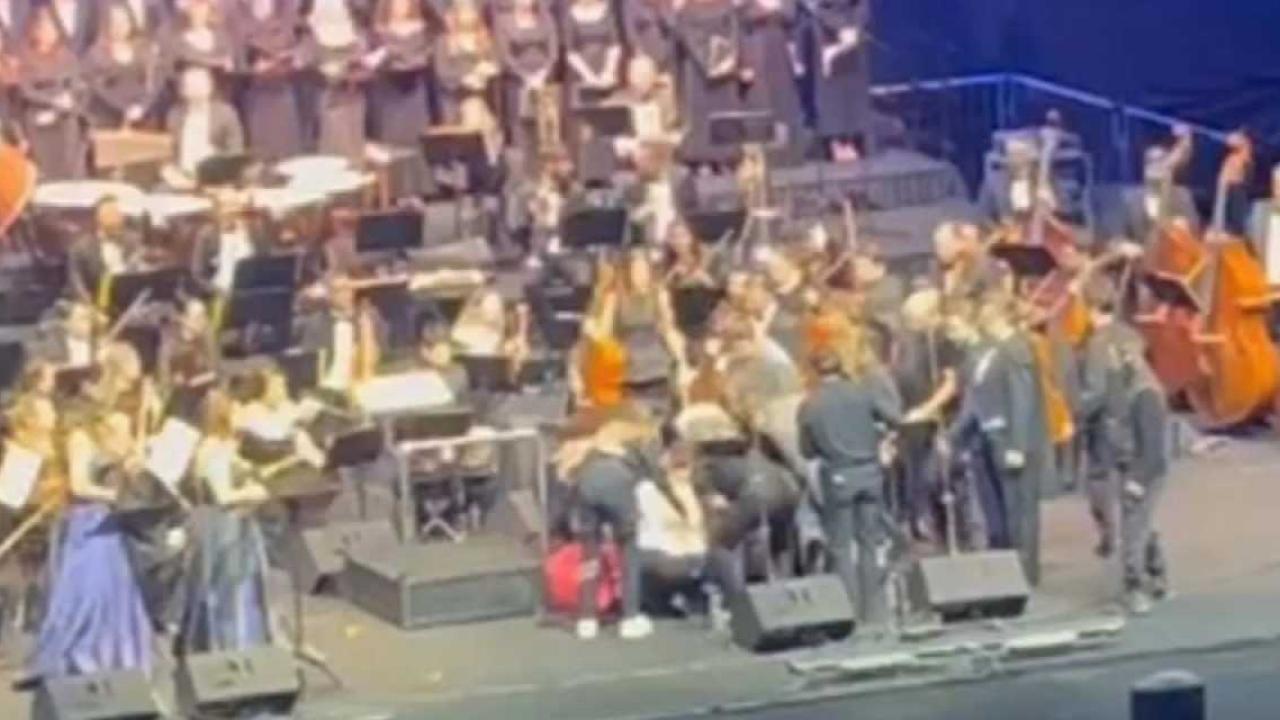 Fazıl Say Konseri Yarıda Kaldı! Solist Hastaneye Kaldırıldı