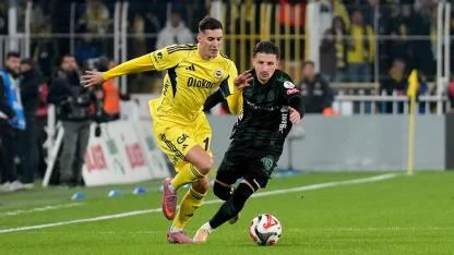 Fenerbahçe Rakibine Gol Yağdırdı!