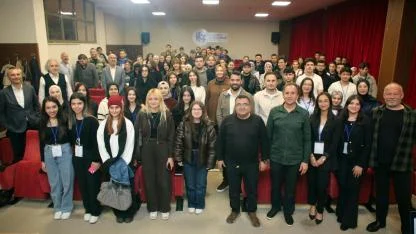 İİBF’de Mezun Buluşmalarında İş Dünyasının “Görünmeyen Yüzü” Masaya Yatırıldı