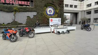 İstanbul'da Motosikletli Suç Çetesi Çökertildi: 10 Kişi Gözaltına Alındı!