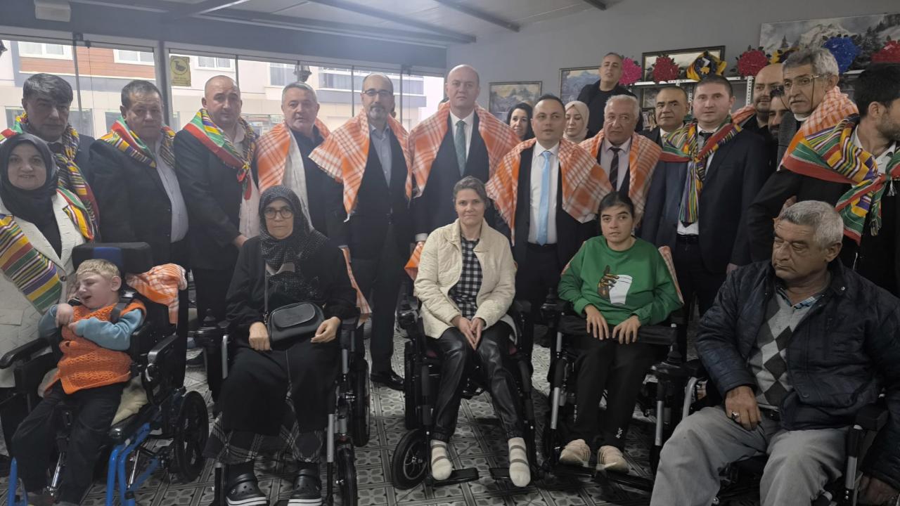 Karahisar Yörükler Derneği’nden Engelli Bireylere Anlamlı Destek