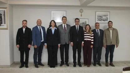 Kaymakam Okumuş DEÜ'lü Öğrencilerle Bir Araya Geldi