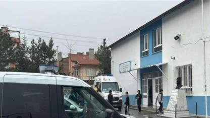 Kütahya’da Ücretsiz Dağıtılan Çikolatandan 20 Öğrenci Hastanelik Oldu