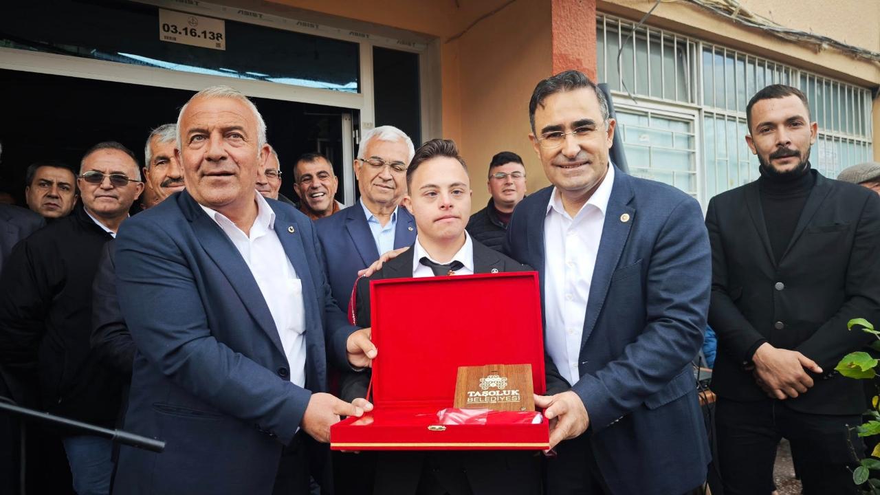 Milletvekili Arslan, Down Sendromlu Asker Adayı Rıza Özel’in Asker Eğlencesine Katıldı