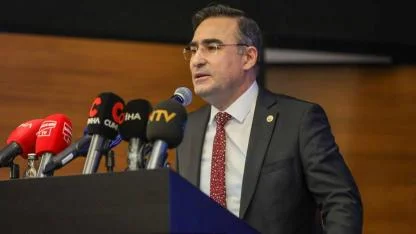 Milletvekili Arslan Eskişehir’de Ebelik Sempozyumuna Katıldı