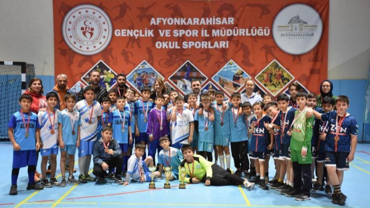 Okul Sporları Küçük Erkek Ve Küçük Kız Hentbol İl Birinciliği Afyonkarahisar’da Tamamlandı