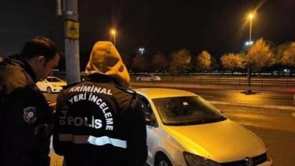 Park Halindeki Araçta Şüpheli Ölüm