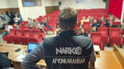 Polislerden AKÜ İİBF'de Bilgilendirme