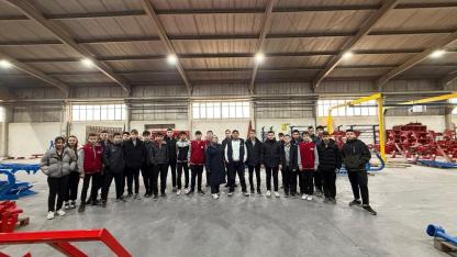 Afyonkarahisar Rahmiye Sare Palalı Teknik Koleji Öğrencilerinden Savrukoğlu Ziraat Makinelerine Teknik Gezi