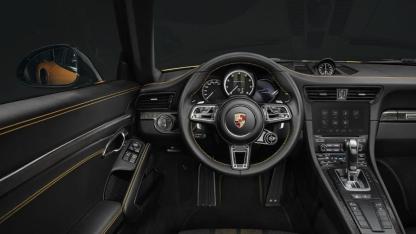 Rusya’da Yüzlerce Porsche Sahibine Büyük Şok: Araçlar Uydu Üzerinden Aynı Anda Bloke Oldu!