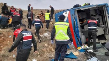 Cezaevi Nakil Aracı Devrildi: 2’si Ağır 9 Yaralı