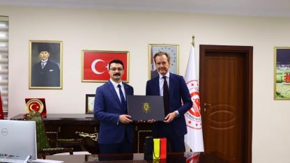 Emirdağ Kaymakamı Akgül, Belçika Büyükelçisi Velde’yi Makamında Ağırladı