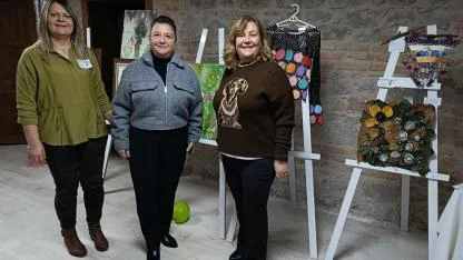 Yeşil–Beyaz Karma Sanat Sergisi Kapılarını Açtı