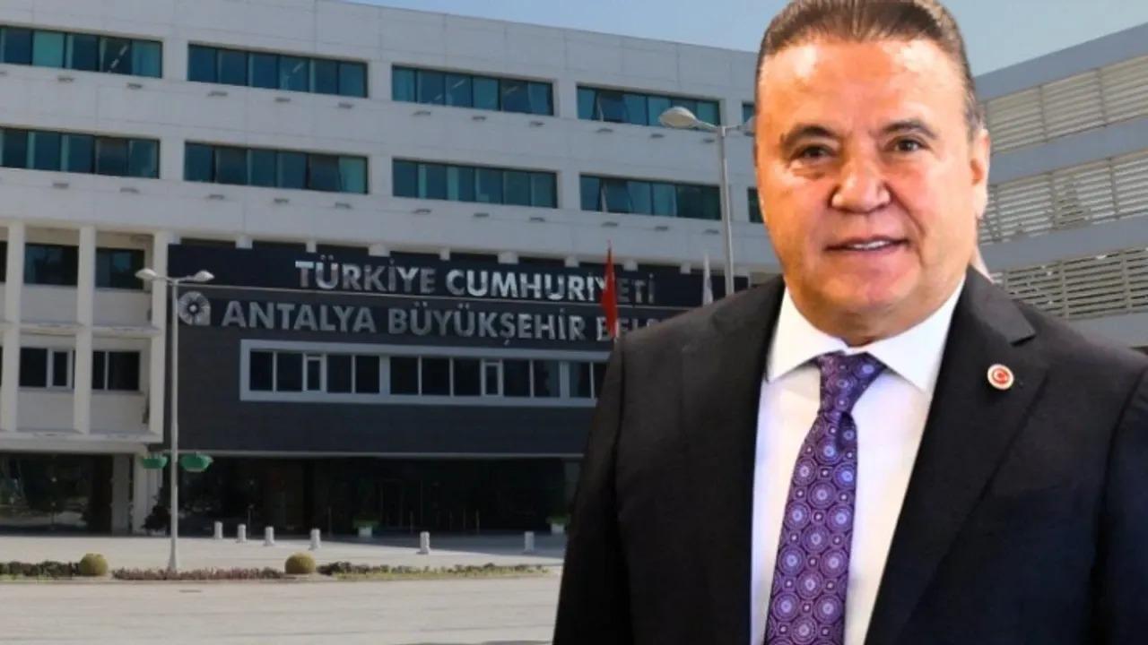 SON DAKİKA: CHP'li Antalya Büyükşehir Belediyesi'ne Yolsuzluk Operasyonu! Muhittin Böcek İfade Verecek!
