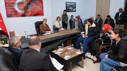 Vali Yiğitbaşı Şuhut’ta Halk Gününde Vatandaşlarla Buluştu