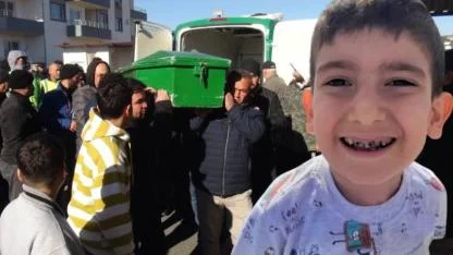 Yangında Ölen 2 Kardeşe Acı Veda: Aynı Tabutla Getirilip Aynı Kabre Defnedildiler