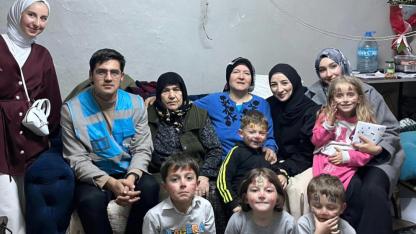 AK Parti Afyonkarahisar İl Gençlik Kolları’ndan Hane Ziyaretleri