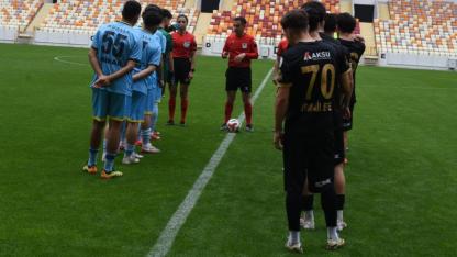 Sahaya Çıkamadıkları İçin Maç İptal Oldu!