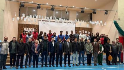 Sandıklı'da Ve AKÜ'de Şiirler Seslendirildi