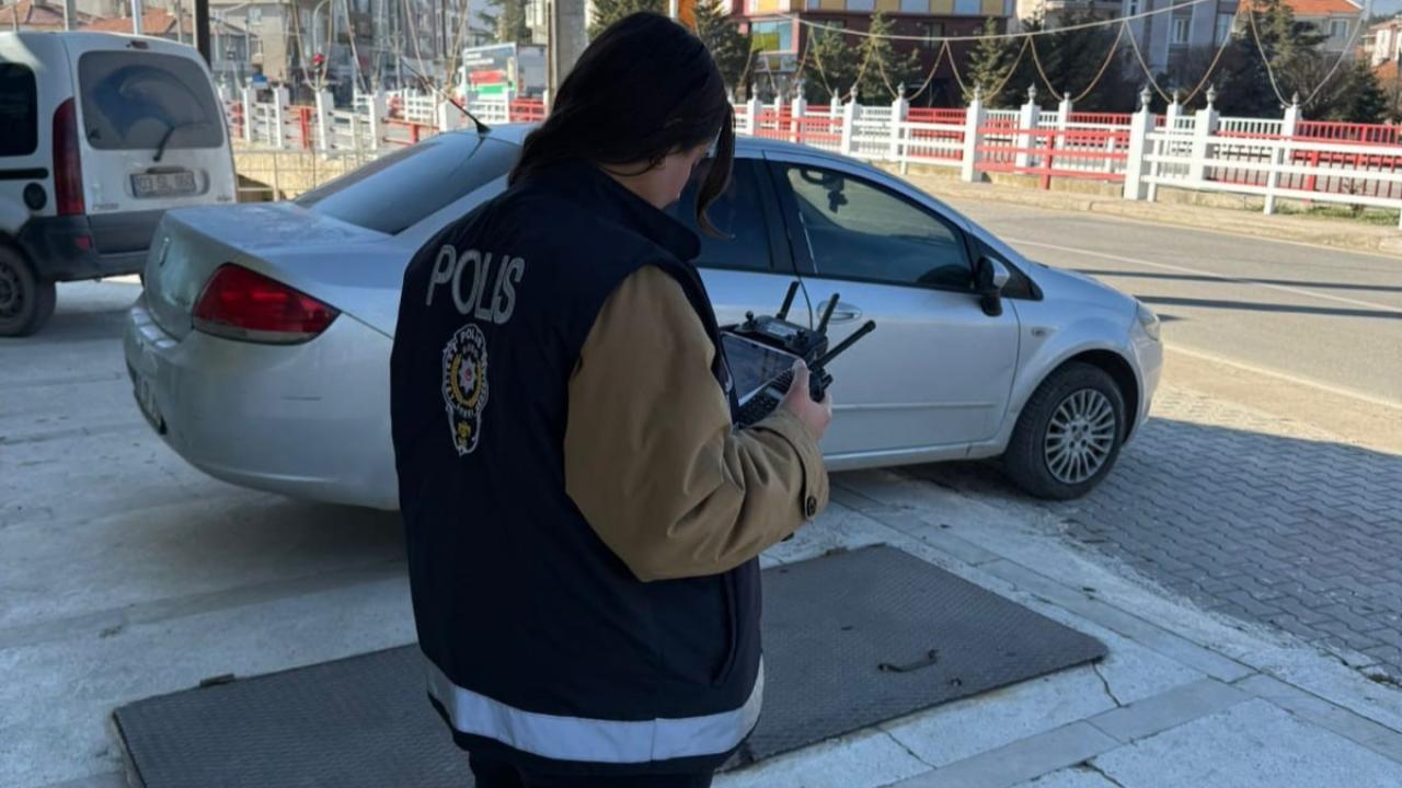 Şuhut’ta Trafik Kurallarına Dronlu Sıkı Denetim