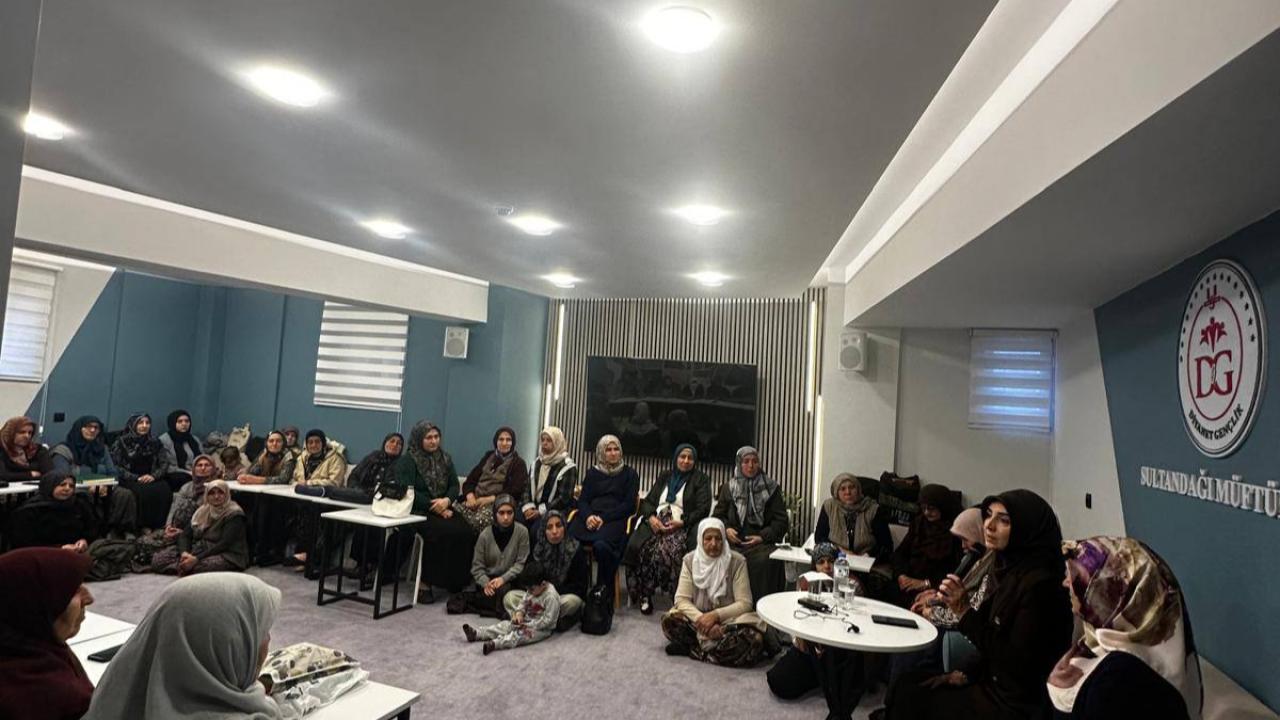 Sultandağı Diyanet Gençlik Merkezi’nde "Üç Aylar ve Aile" Sohbeti