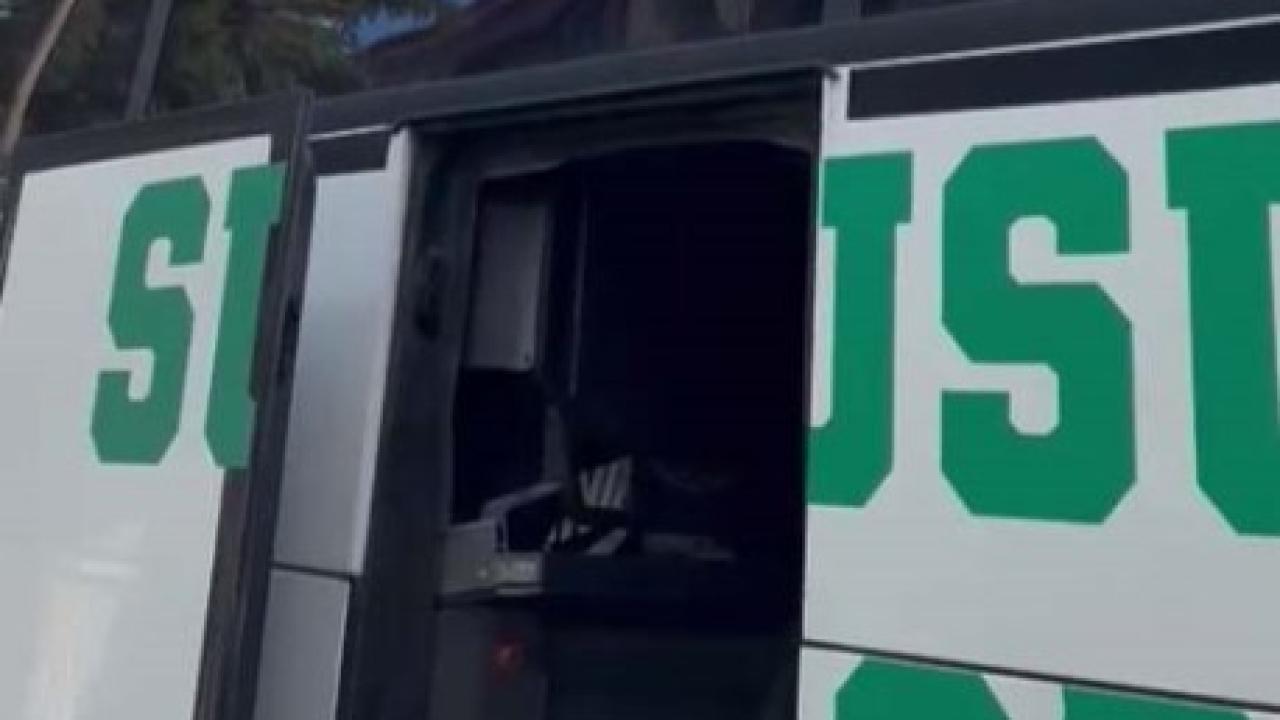 Susuz Belediyespor Otobüsüne Taşlı Saldırı!