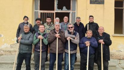 Ümraniye Köyünde İmece Usulüyle 300 Fidan Toprakla Buluştu