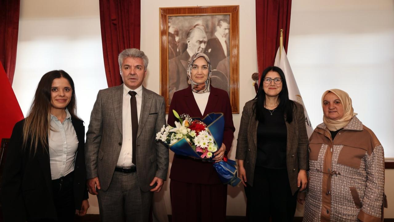 Vali Yiğitbaşı, Engelli STK Başkanlarıyla Değerlendirme Toplantısı Gerçekleştirdi