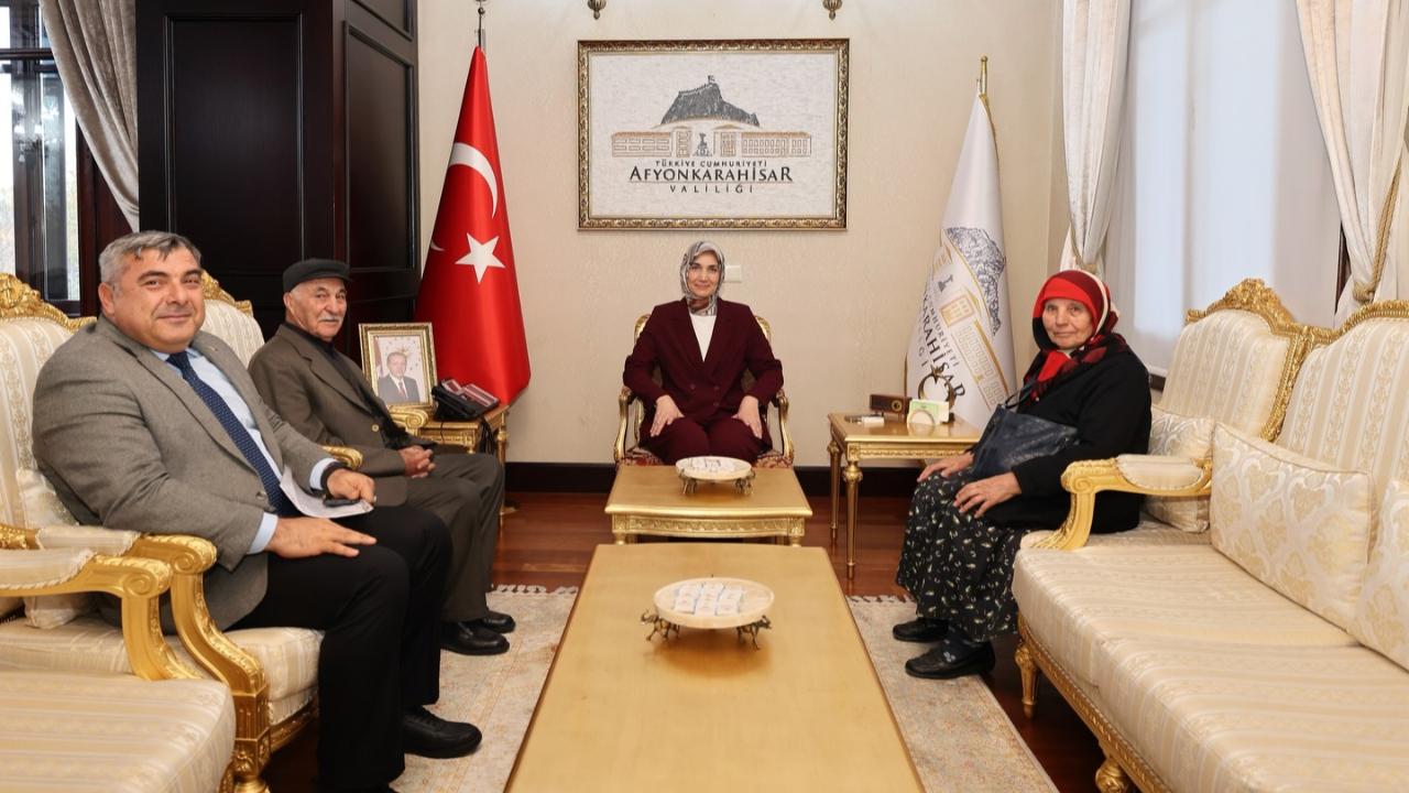 Vali Yiğitbaşı, Hayırsever Hüsnü ve Sultan Ulu’yu Makamında Kabul Etti