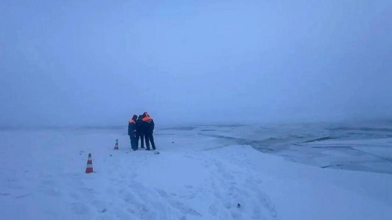 Yakutistan’da Lena Nehri Faciası: Buz Kırıldı, 3 Kişi Hayatını Kaybetti!
