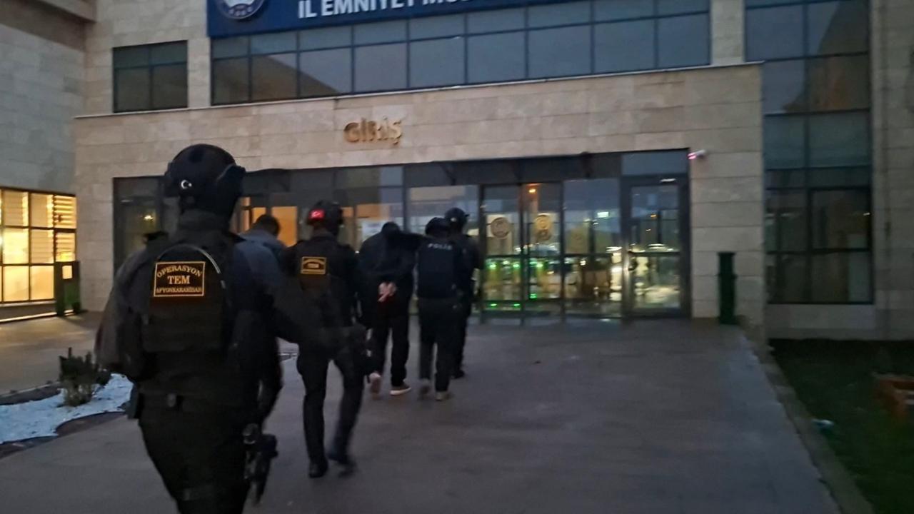 Yalova’daki Çatışmayı Öven 2 Kişi Afyonkarahisar’da Gözaltına Alındı