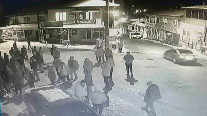 17 Yaşındaki Çocuk, Husumetlisini Silahla Vurdu: 2 Gözaltı