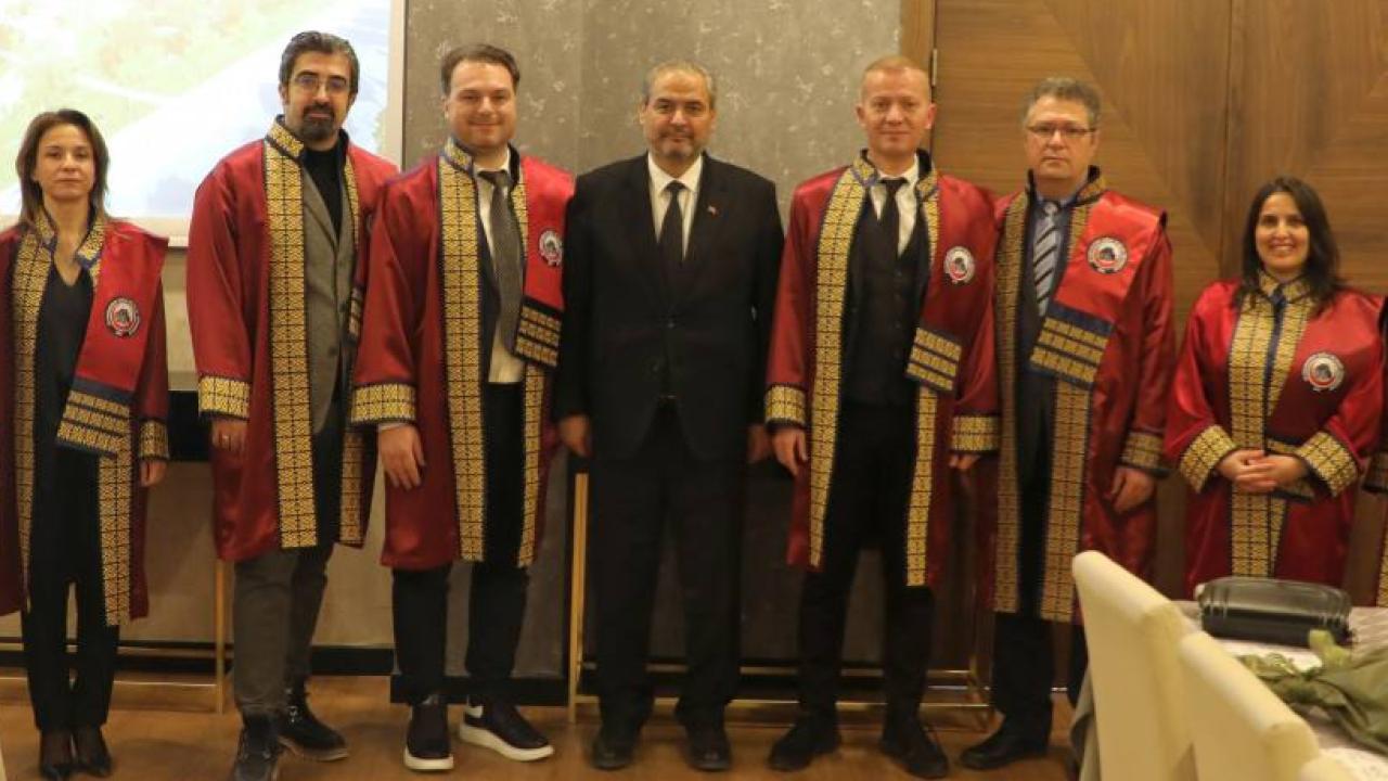 AFSÜ’de 8 Akademisyen Profesörlük Cübbesini Giydi