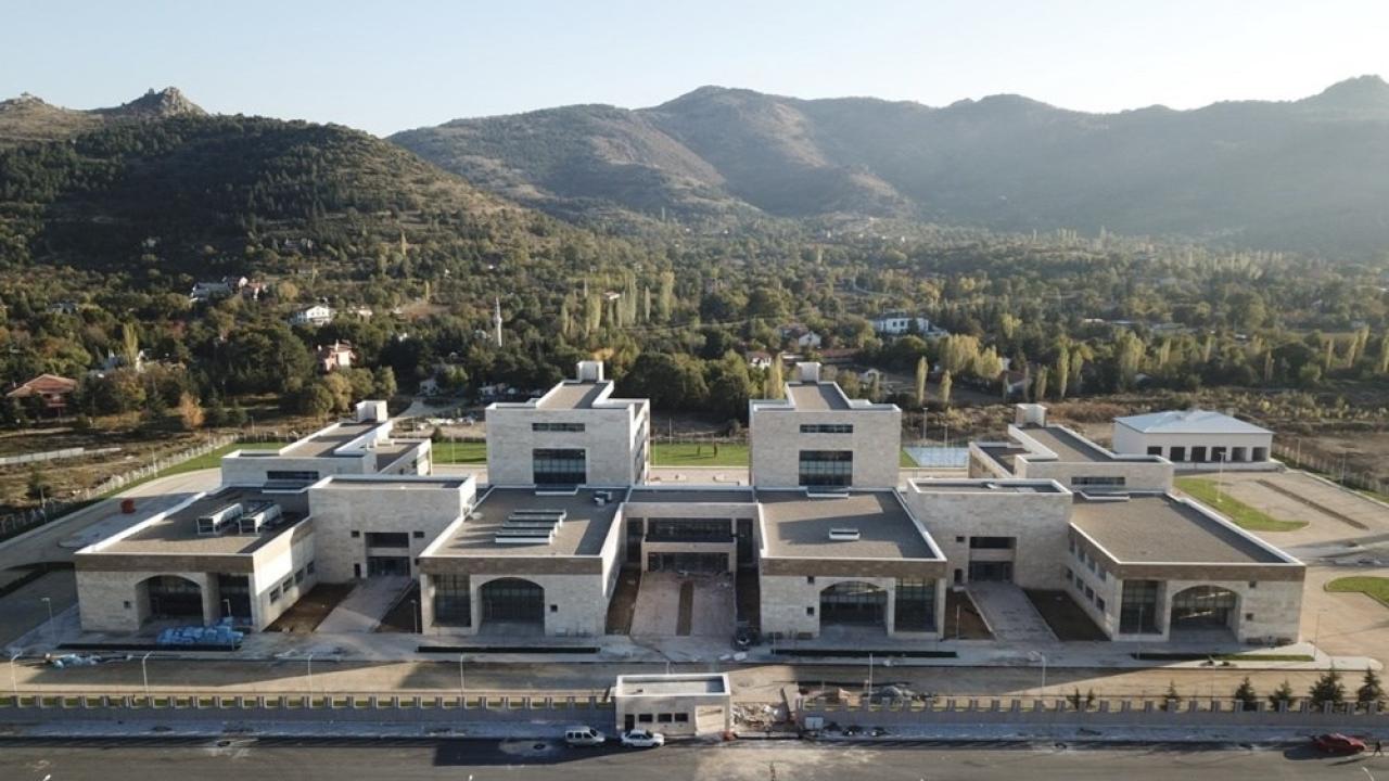 Afyon Emniyeti 2025’te Siber Suçlarla Mücadelede Neler Yaptı?