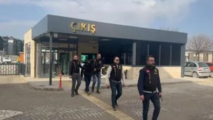 Afyonda Çalınan Kamyonet İscehisar’da Bulundu