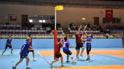 Afyon’da Gençler ve Yıldızlar Korfbol Müsabakaları Başladı