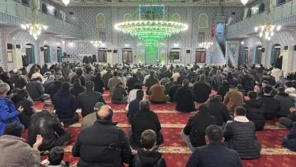 Afyon’da Miraç Kandili Camilerde Düzenlenen Programlarla İdrak Edildi