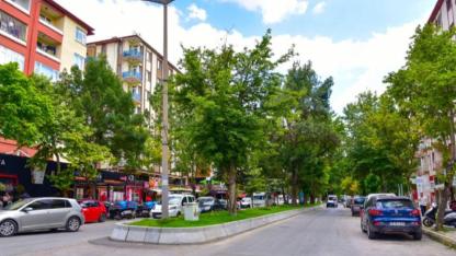 Afyon’da O Caddeye Geçici Park Yasağı