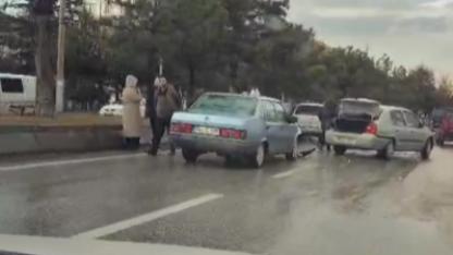 Afyonkarahisar Adliye Önünde Zincirleme Kaza