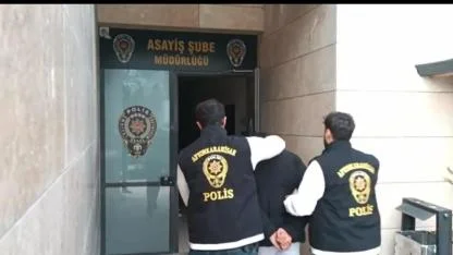Afyonkarahisar’da Büfe Gaspı Çetesi: 2 Şahıs Yakalandı