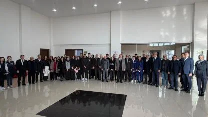 Afyonkarahisar'da "Genç Sesler Mecliste" Projesiyle Öğrenciler Yerel Yönetimi Deneyimledi