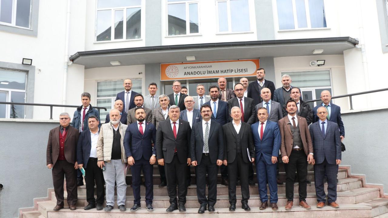 Afyonkarahisar’da İmam Hatip Okullarının Geleceği Masaya Yatırıldı