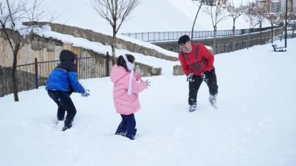Afyonkarahisar’da Kar Nedeniyle Eğitime 1 Gün Ara