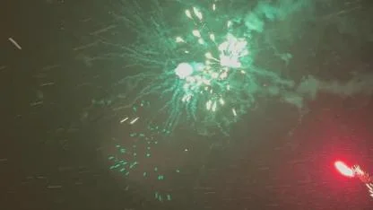 Afyonkarahisar’da Yeni Yıl Havai Fişek Gösterisiyle Karşılandı