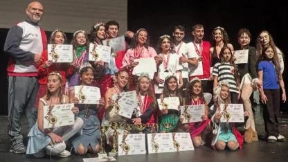 Afyon’un Gururu Bursa’da Sahnedeydi: Genç Dansçılar Zirveyi Kimseye Bırakmadı