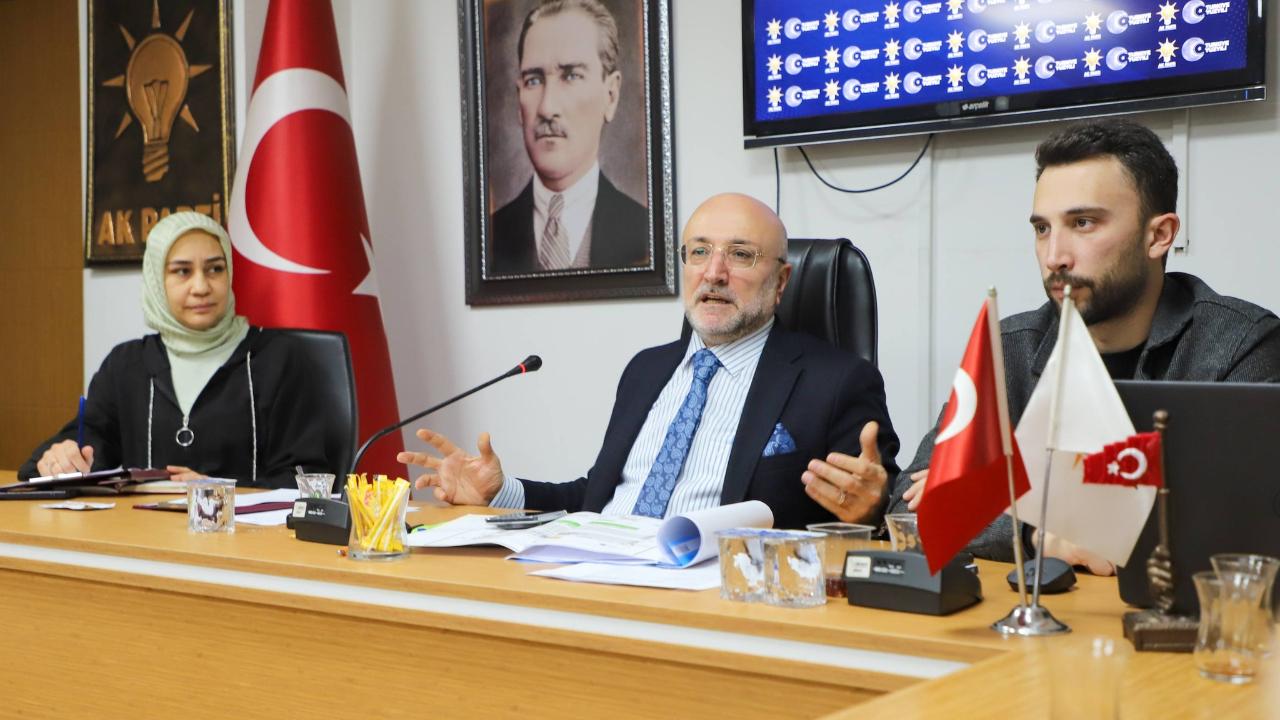 AK Parti Afyonkarahisar İl Yönetimi Turgay Şahin Başkanlığında Toplandı